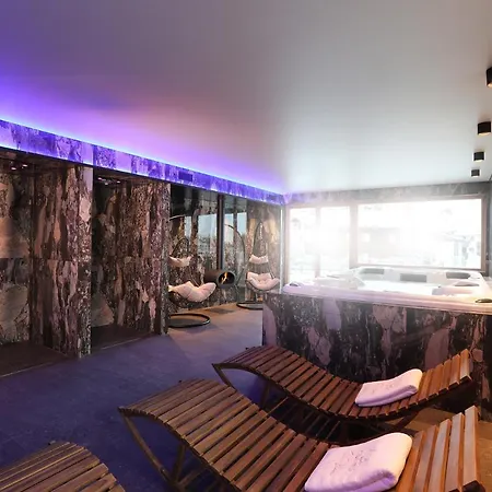 Blanc 브루일서비니아